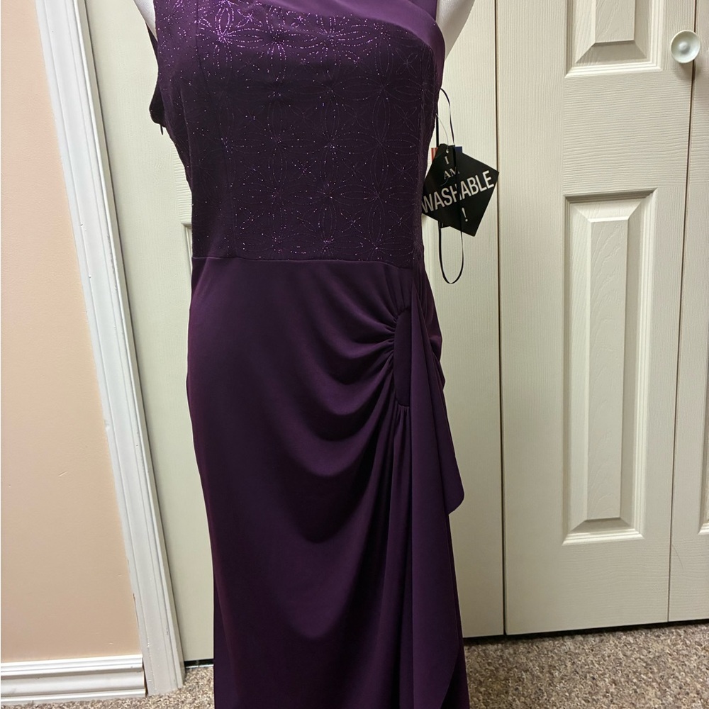 R&M Richards Size 12 Asymmetrical Dress in Deep Purple